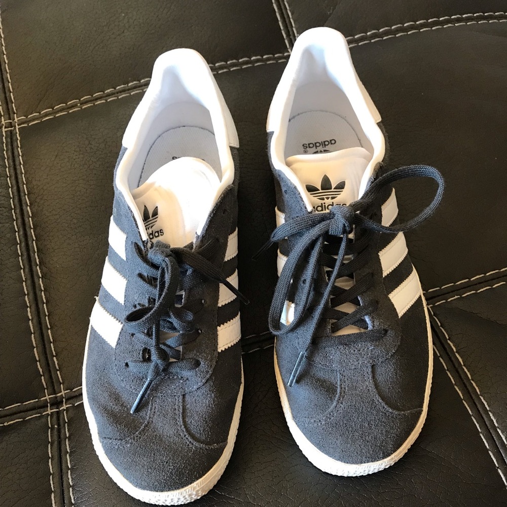 Adidas gazelle shoes